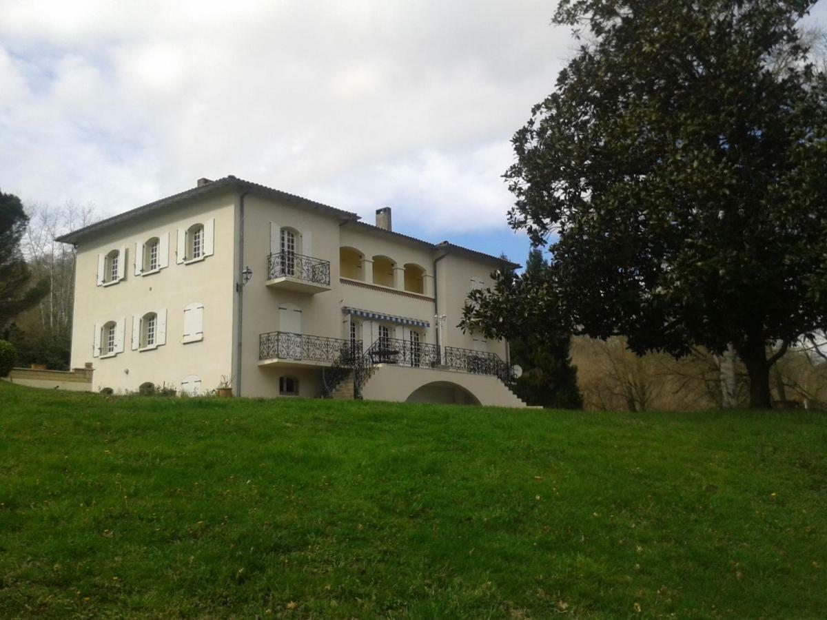 L'Escalere Bed & Breakfast Arnaud-Guilhem Luaran gambar