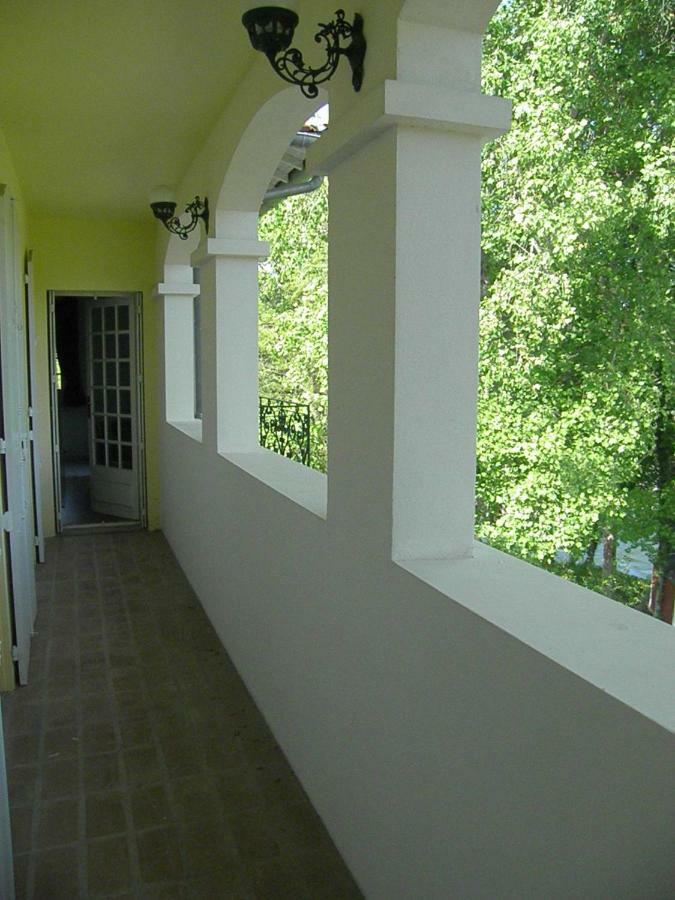 L'Escalere Bed & Breakfast Arnaud-Guilhem Luaran gambar